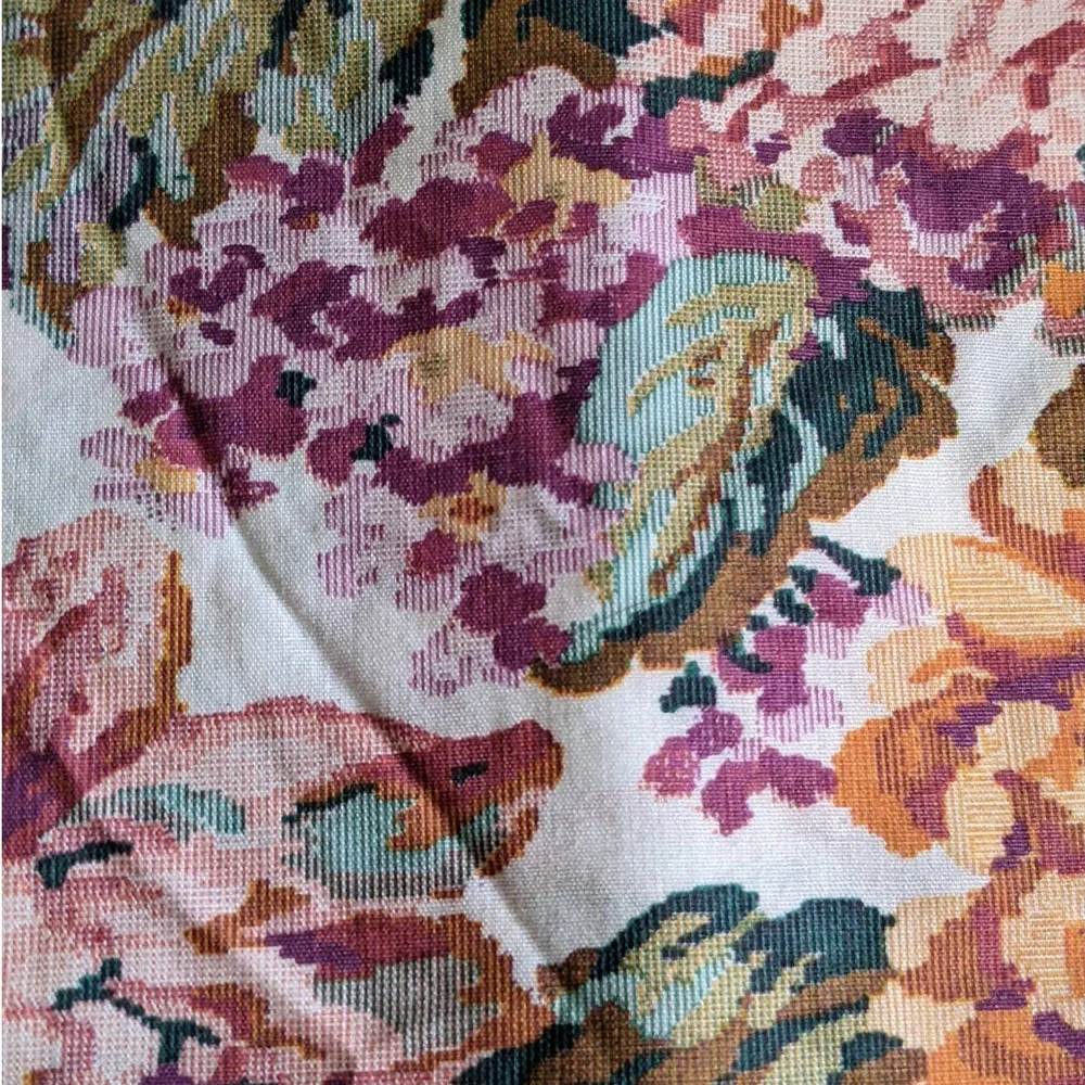 Vintage Baroque Floral Print Fabric, Large‎ Scale Floral Print, 42